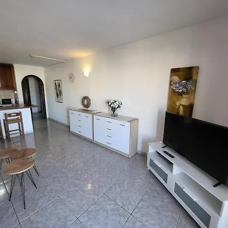 San Marino 6 * Los Cristianos (Tenerife)